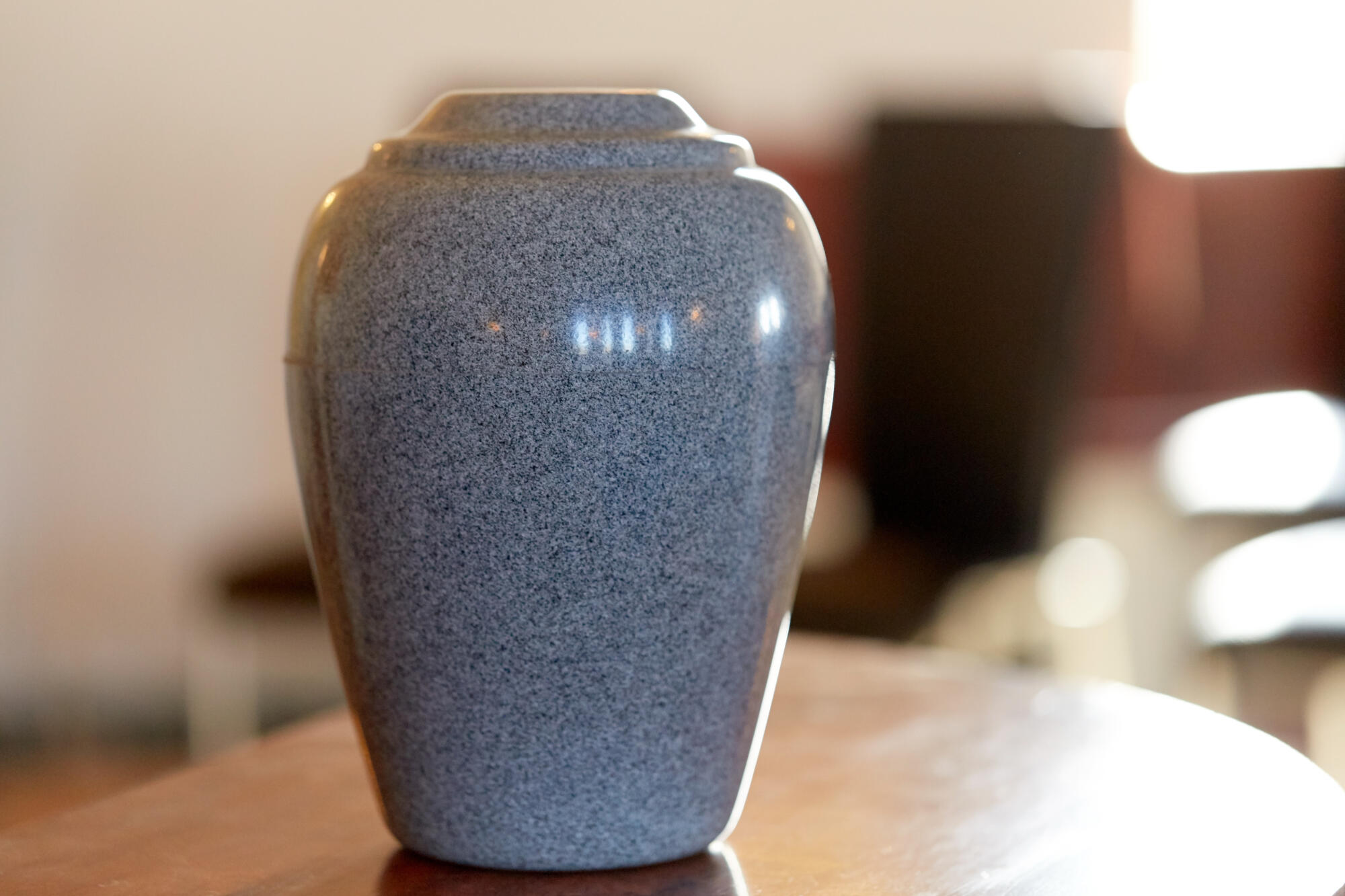 Funeral,And,Mourning,Concept,-,Cremation,Urn,On,Table,In